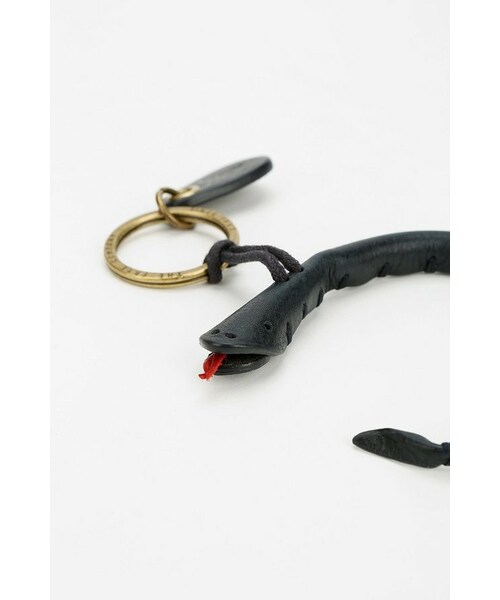 FRYE（フライ）の「Frye Leather Snake Keychain（キーホルダー）」 WEAR