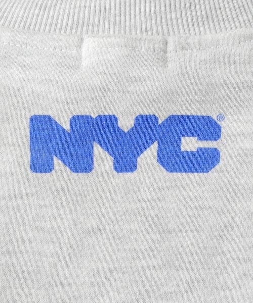 A part by（アパートバイ）の「NYCスウェットプルオーバー/WEB先行予約（トップス・レディース・アッシュグレー 12/ネイビー 88・フリーサイズ）」の18枚目の写真