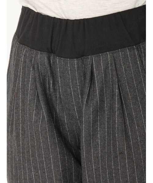 Rinajour（リナジュール）の「リブ付タックパンツ（パンツ・レディース・BLACK/CHARCOL・1/2）」の12枚目の写真
