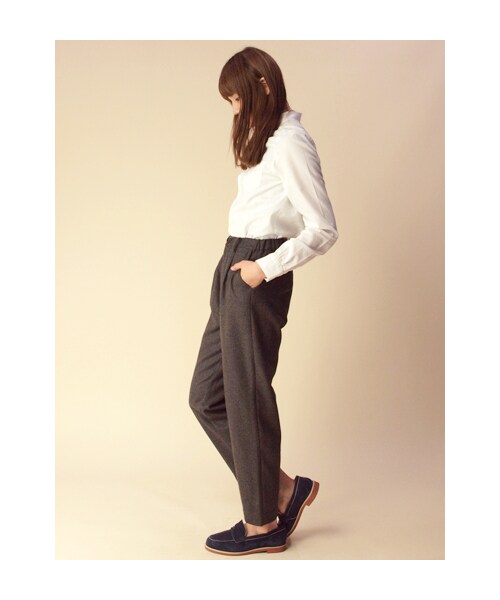 w closet（ダブルクローゼット）の「へリンボン9分丈タックパンツ（パンツ・レディース・チャコールグレー/ブラック・FREE）」の4枚目の写真