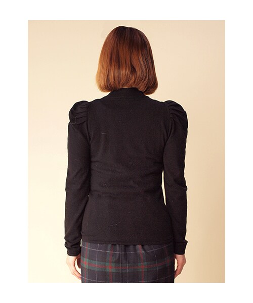w closet（ダブルクローゼット）の「パワーショルダーハイネックプルオーバー（トップス・レディース・ネイビー×グリーンボーダー/オフホワイト/グレー/ブラック/ボルドー×ネイビーボーダー/オフホワイト×ブラックボーダー・FREE）」の9枚目の写真