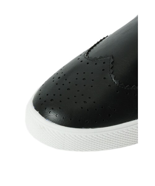 w closet（ダブルクローゼット）の「ウィングチップスリッポン（シューズ・レディース・ブラック/ホワイト・M/L）」の3枚目の写真