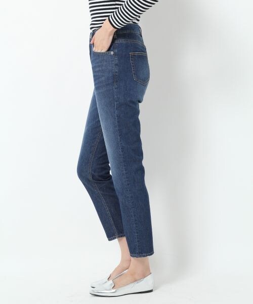 BLISS POINT Womens（ブリスポイント ウイメンズ）の「【WEB限定先行予約】テーパードデニムパンツ（パンツ・レディース・ホワイト/ブルー/ネイビー/クラッシュ・Ｓ/Ｍ/Ｌ）」の5枚目の写真
