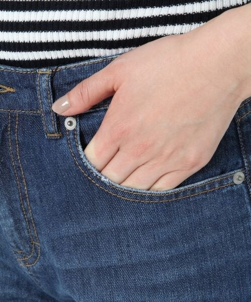 BLISS POINT Womens（ブリスポイント ウイメンズ）の「【WEB限定先行予約】テーパードデニムパンツ（パンツ・レディース・ホワイト/ブルー/ネイビー/クラッシュ・Ｓ/Ｍ/Ｌ）」の8枚目の写真