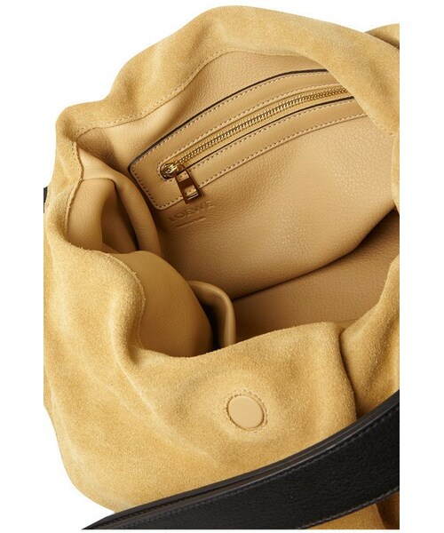 LOEWE（ロエベ）の「Loewe Flamenco Knot small suede shoulder bag