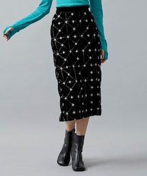 EMBROIDERY VELVET SKIRT