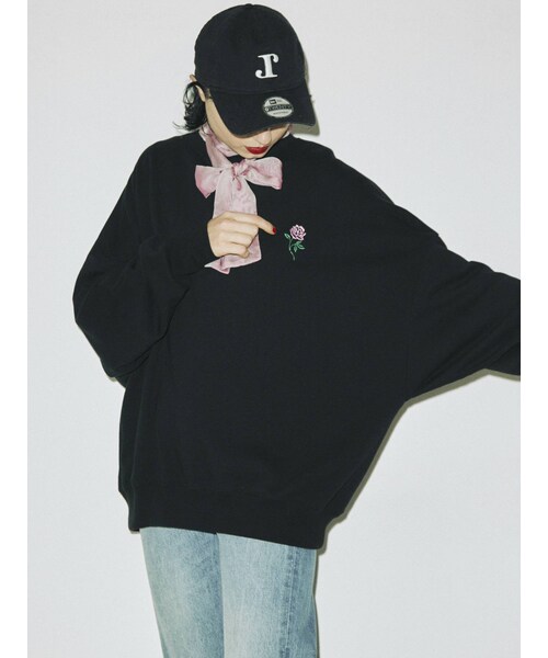 jouetie（ジュエティ）の「バックBIGロゴローズプルオーバー（Tシャツ/カットソー・ブルー/パープル/グレー/ブラック・M）」の9枚目の写真