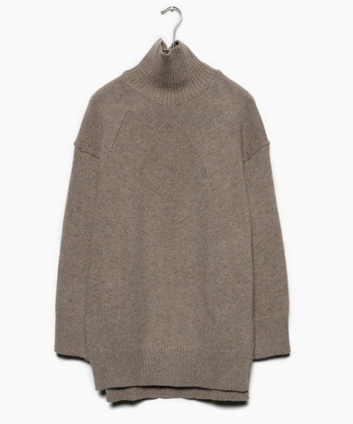 DHOLIC(ディーホリック)の「ウールタートルルーズニット(ニット/セーター・レディース・ベージュ/ブラック/ライトベージュ・free)」の1枚目の写真