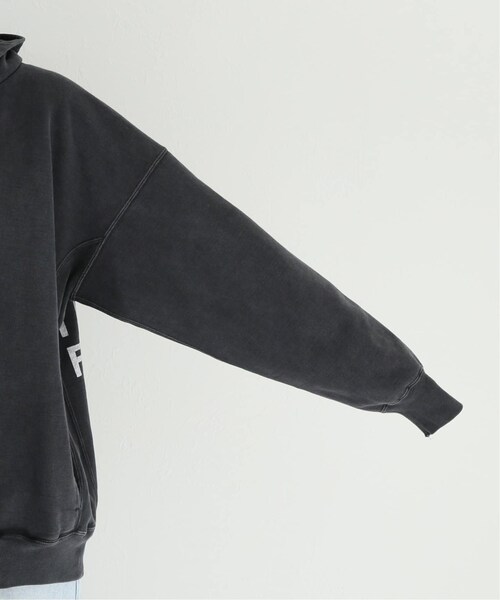 Deuxieme Classe（ドゥーズィエムクラス）の「feeling パーカー