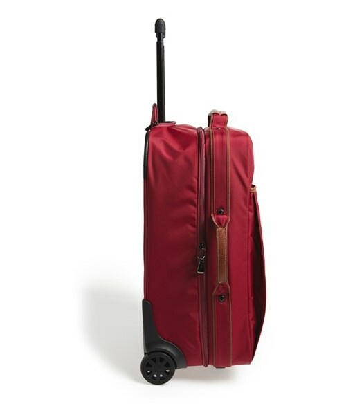 LONGCHAMP ロンシャン　スーツケース　キャーリーバッグ　旅行カバン　赤色 LONGCHAMP（ロンシャン）の「Longchamp 'Le Pliage' Wheeled Carry-On