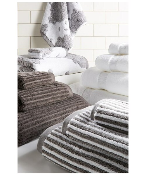 Nordstrom（ノードストロム）の「Nordstrom at Home 'Stria' Wash Towel (2 for 20)（バス