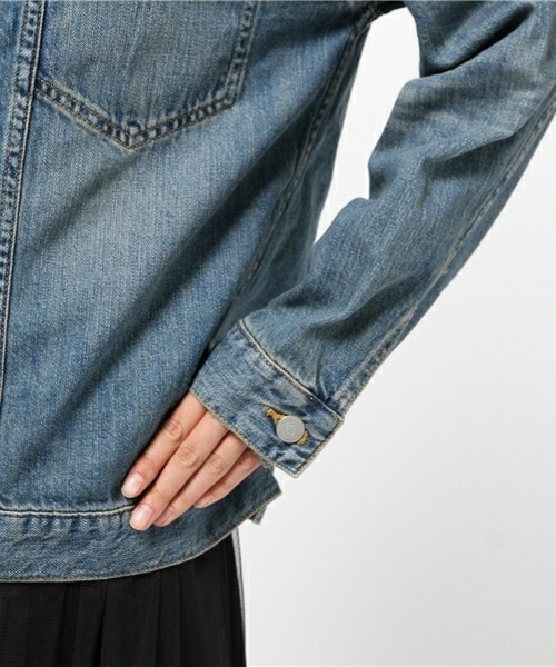 delave（デラヴェ）の「delave オーバーサイズGジャン（デニムジャケット・レディース・ブルー・36）」の9枚目の写真