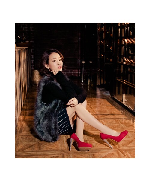 gracegift（グレースギフト）の「細緻絨布尖頭水鑽高跟鞋（シューズ・レディース・正紅/深藍/粉紅/黑/杏色・35/36/37/38/39/40/41）」の9枚目の写真