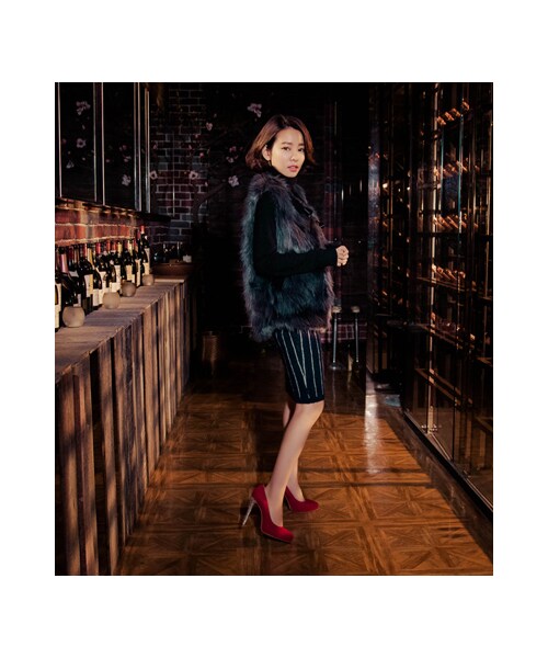 gracegift（グレースギフト）の「細緻絨布尖頭水鑽高跟鞋（シューズ・レディース・正紅/深藍/粉紅/黑/杏色・35/36/37/38/39/40/41）」の6枚目の写真