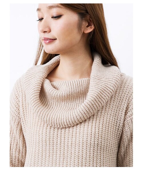 E hyphen world gallery（イーハイフンワールドギャラリー）の「ふわオフタートル畦編みニットワンピース（ワンピース・レディース・アイボリー/杢グレー/ボルドー/ベージュ/ネイビー・F）」の9枚目の写真