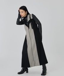 UNITED TOKYO コレットカーブプリーツワンピース 定価42900円 UNITED TOKYO（ユナイテッドトウキョウ）の「コレットカーブプリーツ