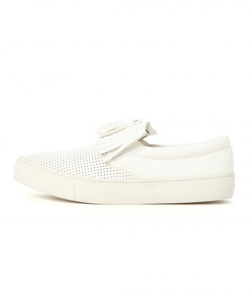 GLOBAL WORK（グローバルワーク）の「【一部カラー先行予約】ポインテッドスリッポン（シューズ・レディース・ホワイト(05)/【先行予約】パンチングホワイト(06)/ブラック(09)/【先行予約】パンチングブラック(10)/【先行予約】パンチングゴールド(60)/ブルー(85)・Ｓ/Ｍ/Ｌ）」の11枚目の写真