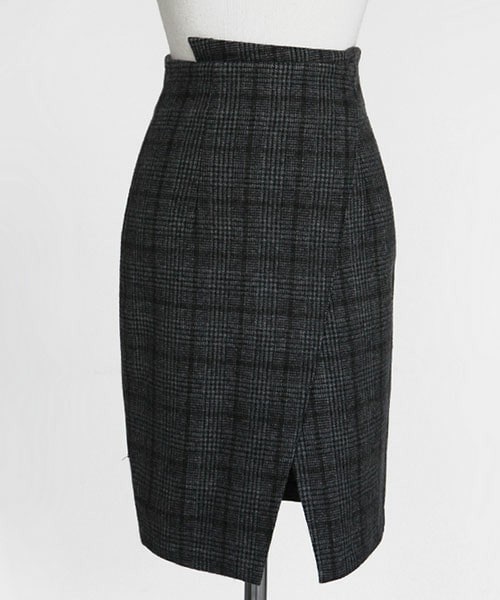 DHOLIC（ディーホリック）の「フロントスリットチェックミディスカート（スカート・レディース・ブラックグレー/グレー/ブルー・S/M）」の2枚目の写真