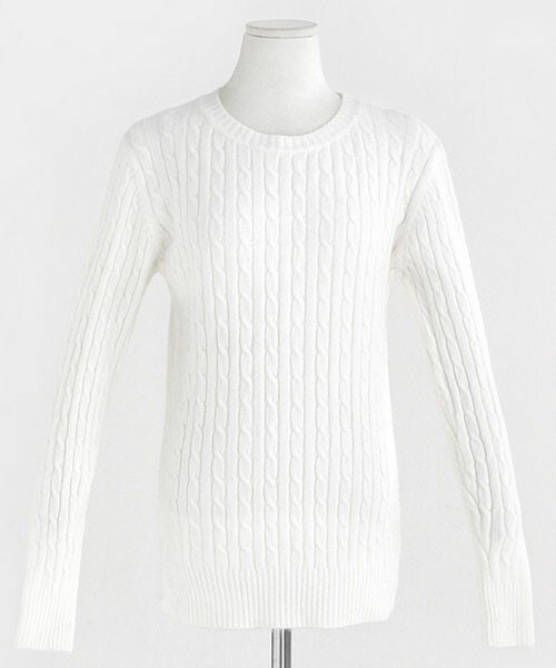 DHOLIC（ディーホリック）の「ラウンドネックケーブルスリムニット（ニット/セーター・レディース・ディープスカイブルー/ライトピンク/ライトベージュ/ホワイトアイボリー/レッド/ブラック/ブルー・free）」の3枚目の写真