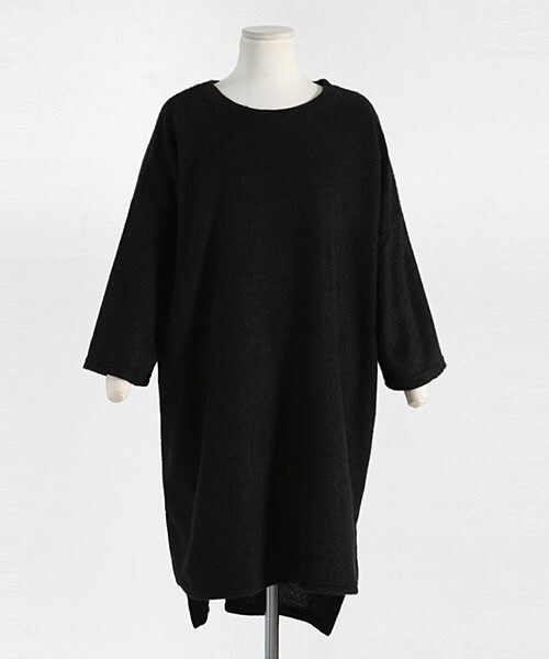 DHOLIC（ディーホリック）の「サイドスリットルーズフィットワンピース（Tシャツ/カットソー・レディース・グレー/ブラック/ホワイトアイボリー/ブラウン・free）」の3枚目の写真