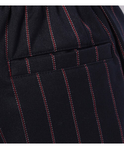 PAGEBOY（ページボーイ）の「ダブルジップフロントストライプショートパンツ（パンツ・レディース・ブラック系/ベージュ系/レッド系/イエロー系/グリーン系/ネイビー系）」の14枚目の写真