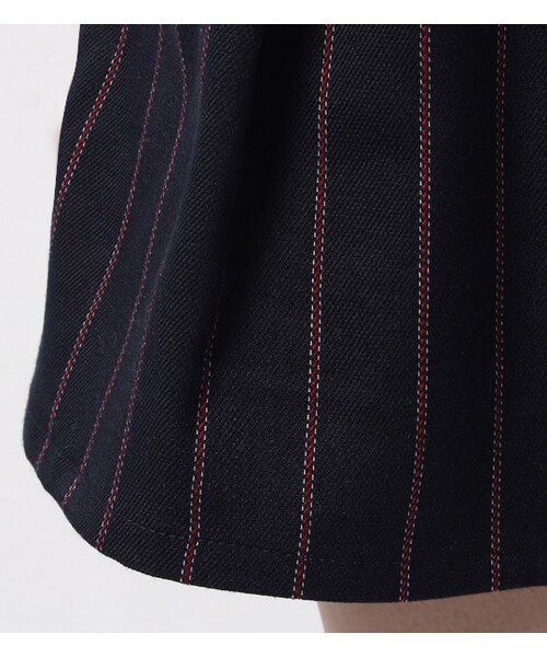 PAGEBOY（ページボーイ）の「ダブルジップフロントストライプショートパンツ（パンツ・レディース・ブラック系/ベージュ系/レッド系/イエロー系/グリーン系/ネイビー系）」の12枚目の写真