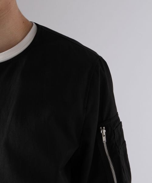 HARE(ハレ)の「【先行予約】ノーカラーMA-1(ジャケット/アウター・メンズ・オフホワイト/ブラック/ネイビー・S/M/L)」の8枚目の写真