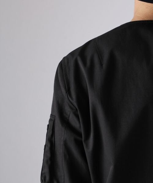 HARE(ハレ)の「【先行予約】ノーカラーMA-1(ジャケット/アウター・メンズ・オフホワイト/ブラック/ネイビー・S/M/L)」の15枚目の写真