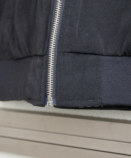 DETAILS（ディテールズ）の「DETAILS/REVERSIBLE MA-1（ブルゾン・メンズ・ブラック/ブルー/ネイビー・SMALL/MEDIUM/LARGE）」の9枚目の写真