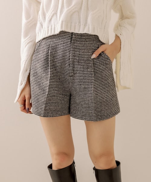 OLIVE des OLIVE(オリーブデオリーブ)の「超美脚ショートパンツ(その他パンツ・レディース・アイボリー/ブラック/チェック・FREE)」の1枚目の写真