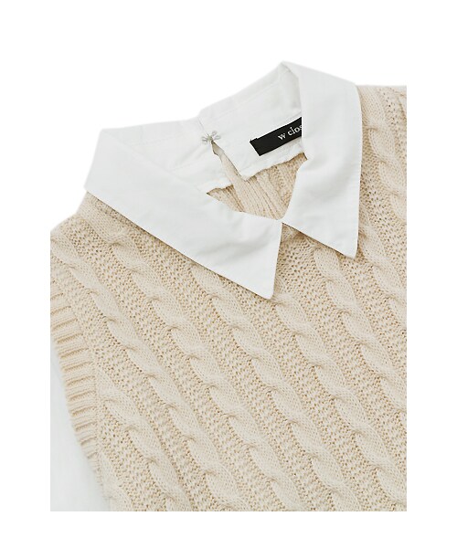 w closet（ダブルクローゼット）の「フェイクレイヤーケーブル編みニットベスト（トップス・レディース・アイボリー/ネイビー・FREE）」の6枚目の写真
