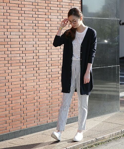 GLOBAL WORK（グローバルワーク）の「【WEB限定先行予約】Ｖネックロングカーデ長袖（トップス・レディース・グレー12/ネイビー88・Ｍ/Ｌ）」の4枚目の写真