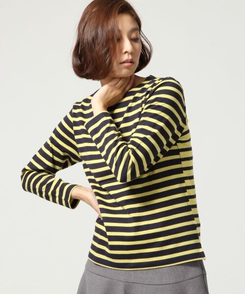 LEPSIM(レプシィム)の「【NEW ARRIVAL】ボーダーキリカエボートネックプルオーバー(トップス・レディース・オフ×ブラック/トップグレー×オフ/ダークネイビー×イエロー/ダークネイビー×オフ・M/L)」の4枚目の写真