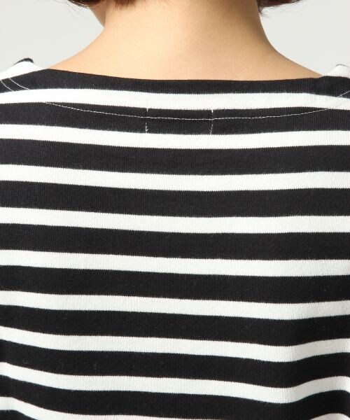 LEPSIM(レプシィム)の「【NEW ARRIVAL】ボーダーキリカエボートネックプルオーバー(トップス・レディース・オフ×ブラック/トップグレー×オフ/ダークネイビー×イエロー/ダークネイビー×オフ・M/L)」の15枚目の写真