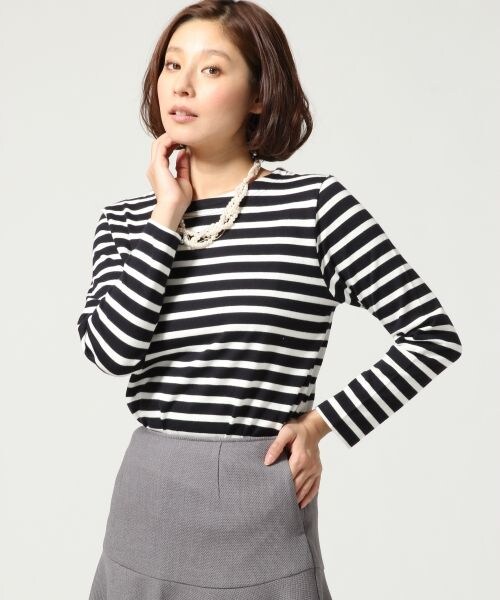 LEPSIM(レプシィム)の「【NEW ARRIVAL】ボーダーキリカエボートネックプルオーバー(トップス・レディース・オフ×ブラック/トップグレー×オフ/ダークネイビー×イエロー/ダークネイビー×オフ・M/L)」の3枚目の写真