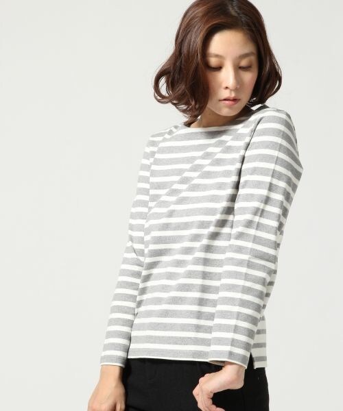 LEPSIM(レプシィム)の「【NEW ARRIVAL】ボーダーキリカエボートネックプルオーバー(トップス・レディース・オフ×ブラック/トップグレー×オフ/ダークネイビー×イエロー/ダークネイビー×オフ・M/L)」の2枚目の写真