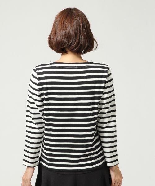 LEPSIM(レプシィム)の「【NEW ARRIVAL】ボーダーキリカエボートネックプルオーバー(トップス・レディース・オフ×ブラック/トップグレー×オフ/ダークネイビー×イエロー/ダークネイビー×オフ・M/L)」の9枚目の写真