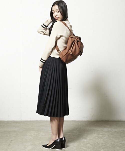 FABIO RUSCONI(ファビオルスコーニ)の「FABIO RUSCONI 『BIANCHI』ポインテッドトゥパンプス(パンプス・レディース・ブラック/ホワイト・36/37/38/39/35)」の10枚目の写真