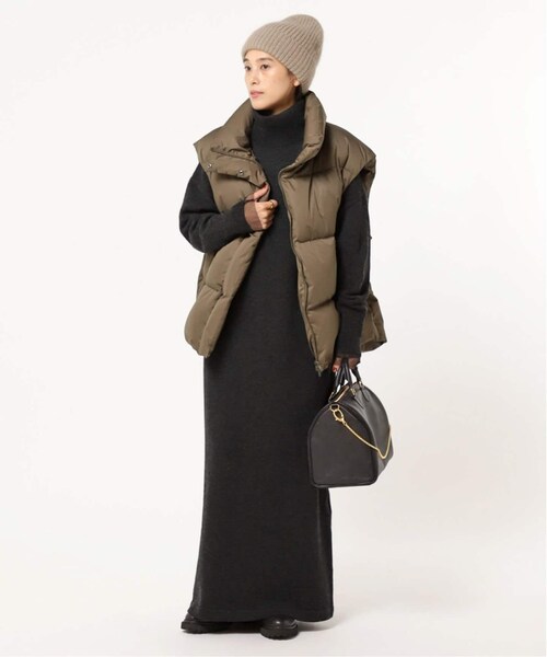 TPUNCH様　極美品♡AP STUDIO タートルネックニットワンピース AP STUDIO（エーピーストゥディオ）の「《追加予約》タートルネック