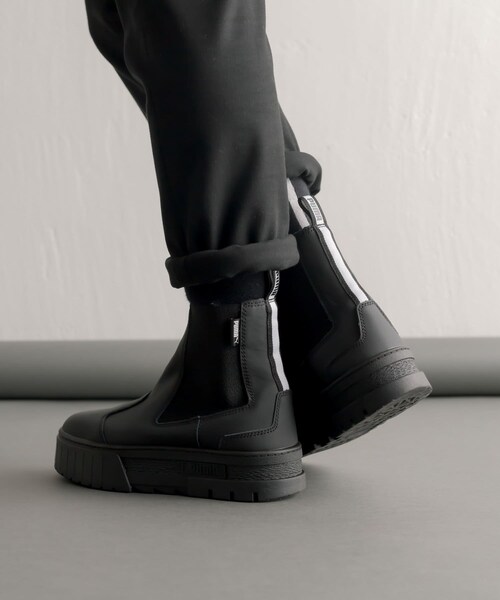 ear PAPILLONNER(イアパピヨネ)の「PUMA メイズ チェルシーPOP(ブーティ・レディース・ブラック・22.5/23/23.5/24/24.5/25)」の1枚目の写真