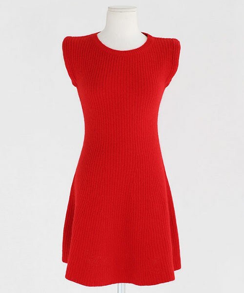 DHOLIC（ディーホリック）の「アンゴラミックススリーブレスニットワンピース（ワンピース・レディース・ダークグリーン/レッド/アイボリー/グレー/ダークグレー・free/ｆree）」の5枚目の写真