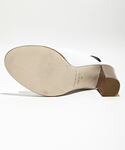 FABIO RUSCONI（ファビオルスコーニ）の「FABIO RUSCONI 『LAU』 スタックドヒールサンダル（サンダル・レディース・ホワイト/ブラック・36/37/38/39）」の5枚目の写真