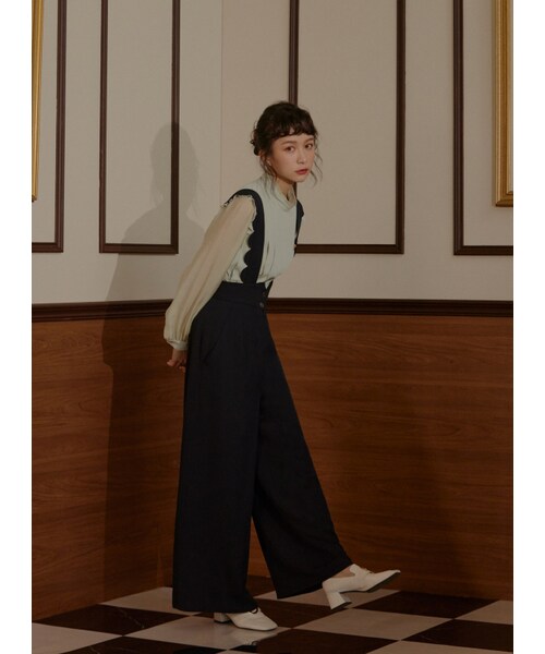 Marjorie（マージョリー）の「和平之丘，花瓣造型修身腰封吊帶褲（パンツ・レディース・卡其/深藍・XS/S/M）」の11枚目の写真