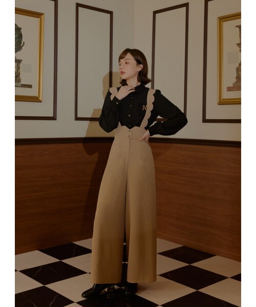 Marjorie（マージョリー）の「和平之丘，花瓣造型修身腰封吊帶褲（パンツ・レディース・卡其/深藍・XS/S/M）」の5枚目の写真