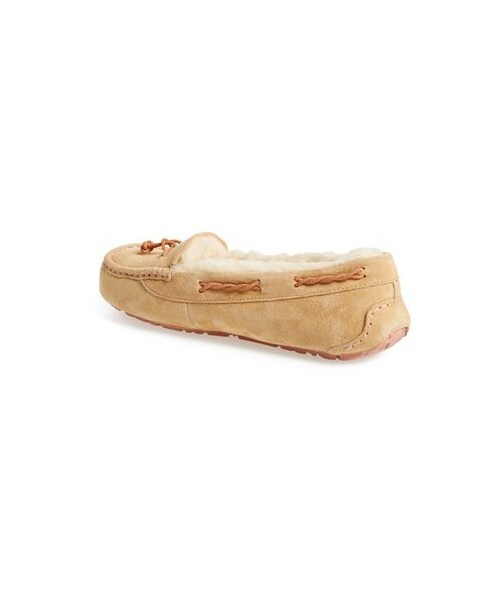 UGG（アグ）の「UGG® Australia 'Brett' Water Resistant Suede Slipper (Women)（シューズ・レディース・Desert Sand/Heathered Lilac・6 M/8 M/11 M/9 M/5 M/7 M/10 M/12 M）」の3枚目の写真