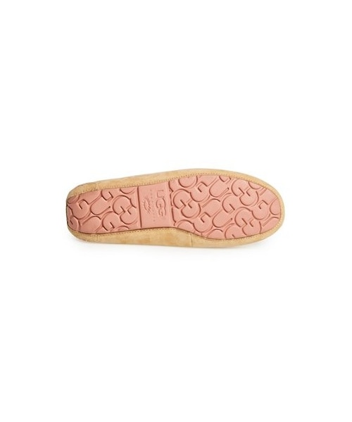 UGG（アグ）の「UGG® Australia 'Brett' Water Resistant Suede Slipper (Women)（シューズ・レディース・Desert Sand/Heathered Lilac・6 M/8 M/11 M/9 M/5 M/7 M/10 M/12 M）」の4枚目の写真