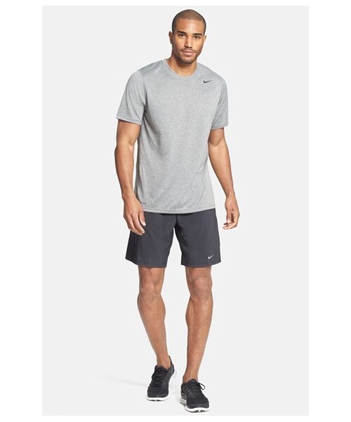 NIKE(ナイキ)の「Nike 'Legends' Dri-FIT T-Shirt(Tシャツ/カットソー・メンズ・Gym Red/ Matte Silver/Carbon Heather/Dark Obsidian/Game Royal/ Matte Silver/Black/Anthracite/White/University Gold/ Carbon/Team Red/Team Orange・Regular X-Large/Regular Small/Regular Medium/Regular Large/Regular XX-Large)」の4枚目の写真