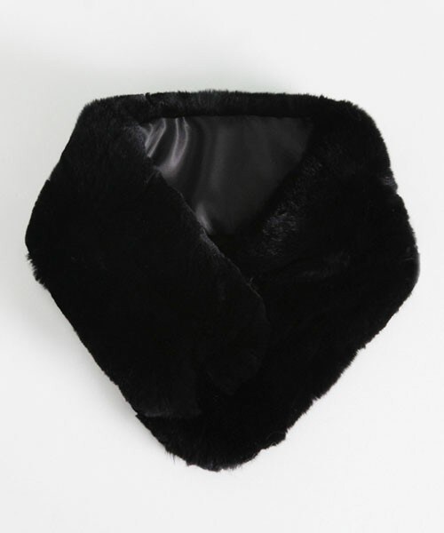 DHOLIC（ディーホリック）の「レッキスファーティペット（ネックウォーマー/スヌード・レディース・グレー/ブラック/カーキブラウン/ベージュ・one）」の2枚目の写真