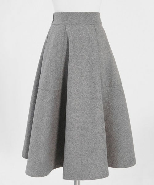 DHOLIC（ディーホリック）の「ビビットカラーミモレ丈フレアスカート（スカート・レディース・ブルー/グレー/ブラック/ベージュ/レッド・free）」の3枚目の写真