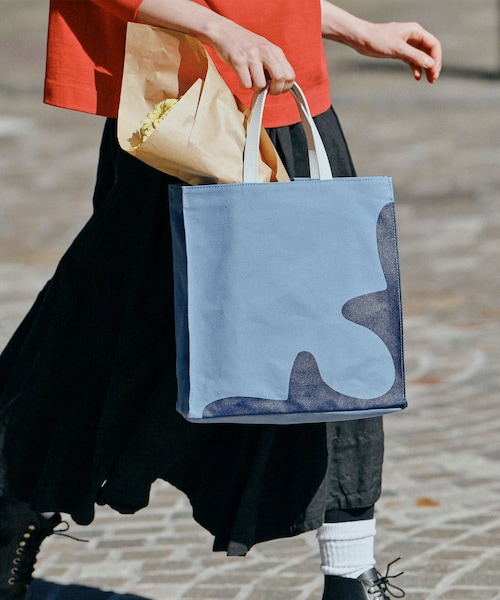 russet（ラシット）の「SERENDY トートバッグ(CE-545)（トートバッグ・レディース・アイボリー/ベージュ/グレージュ/イエロー/ミント/ブルー/バイオレット/グレー/ダークグレー/ライトグレー・FREE）」の3枚目の写真